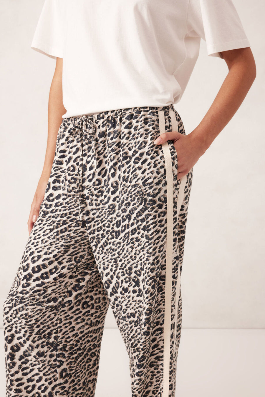 relaxed drawstring pant